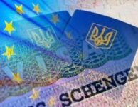 Президент: украинцы смогут ездить в Европу без виз с конца ноября